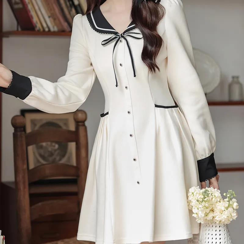 AFGGD Long-Sleeved Dresses Women's Apricot-2