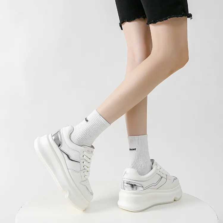 WOOS BOBO Cushioning Height Increasing Low Top Stylish Skateboarding Shoes Women's-13