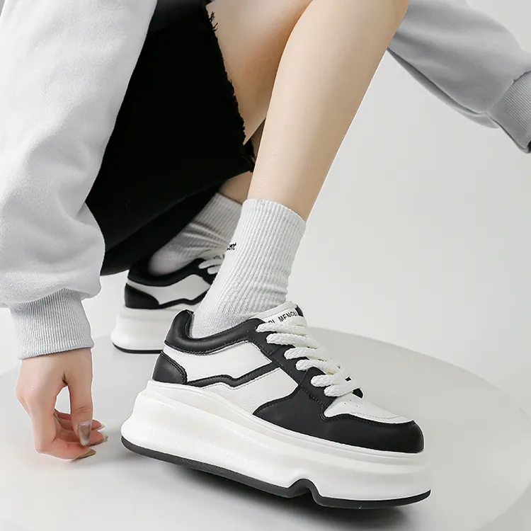 WOOS BOBO Cushioning Height Increasing Low Top Stylish Skateboarding Shoes Women's-5