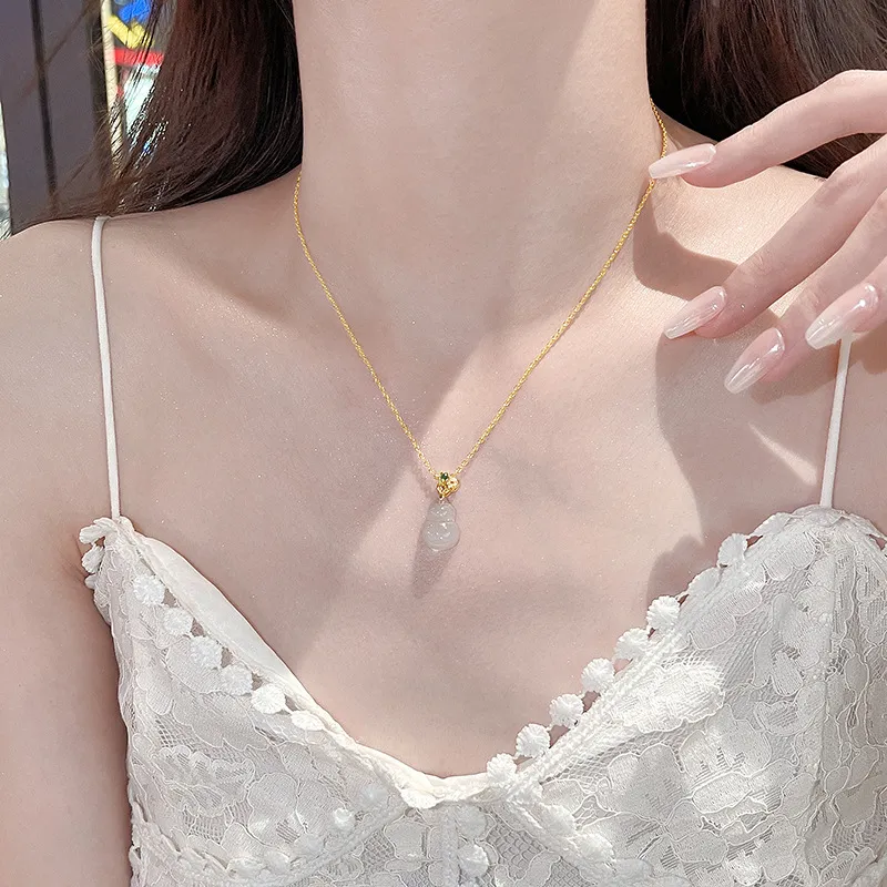 HOLLY RYAN Alloy Necklaces Women's-1