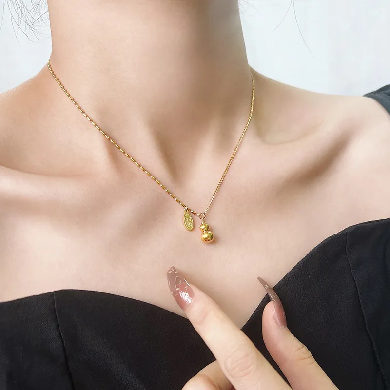HOLLY RYAN Alloy Necklaces Women's-2
