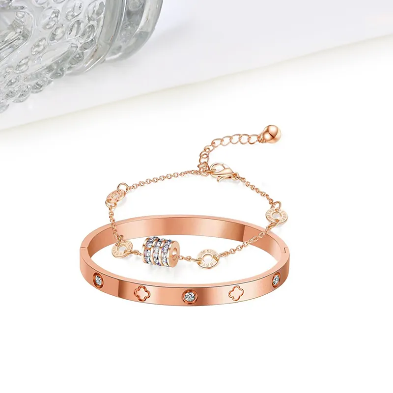 HOLLY RYAN Bracelets Women's-1