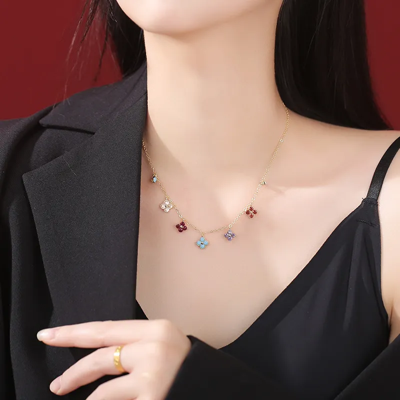 HOLLY RYAN Necklaces Women's-1