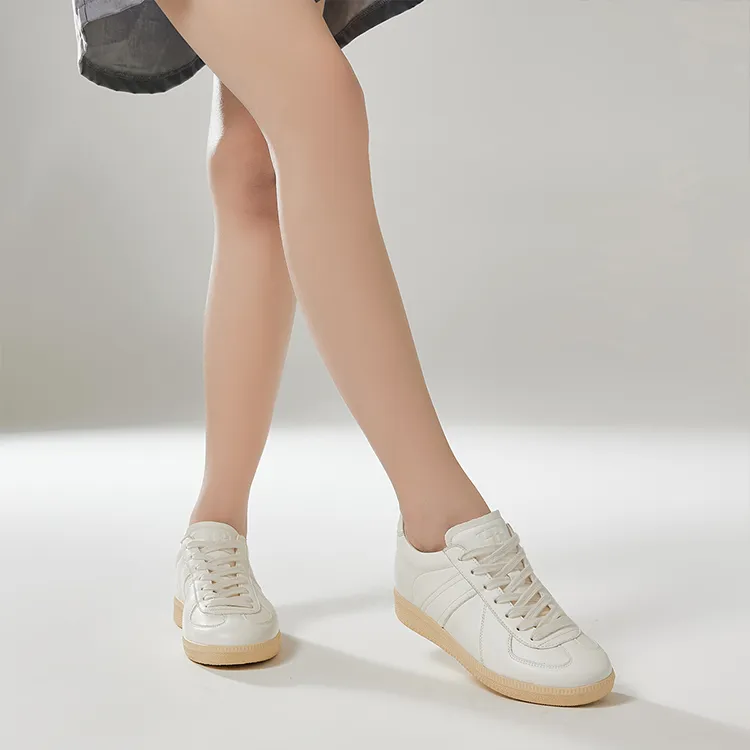 HR Low Top Skateboard Shoes Women's White-3