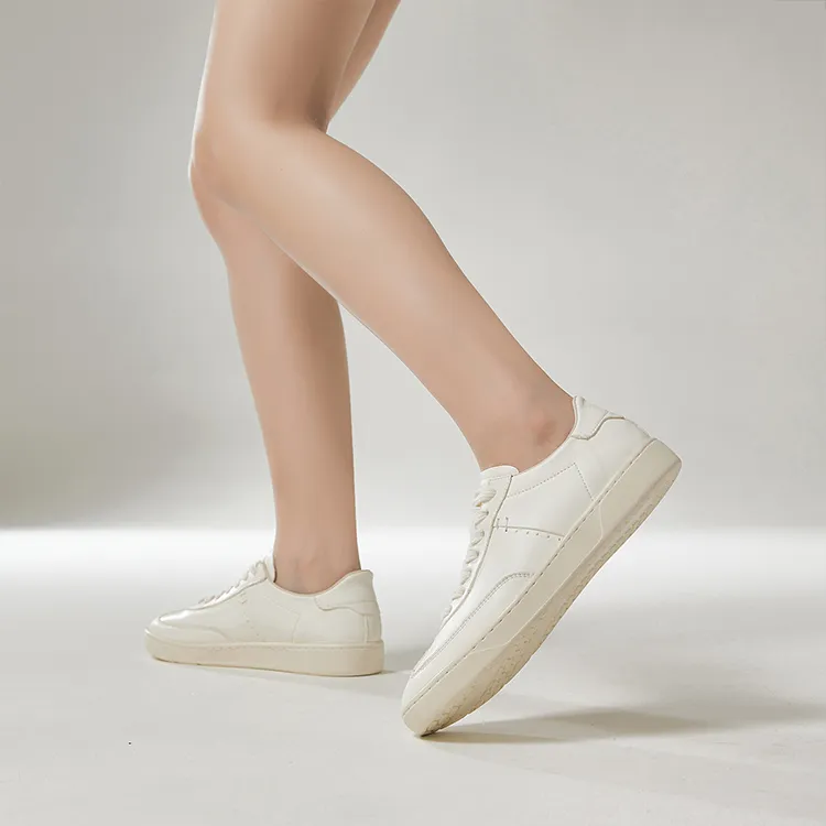 HR Low Top Skateboard Shoes Women's White-3