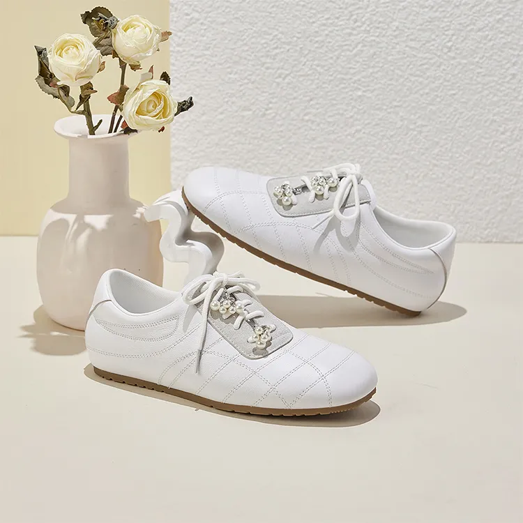 HR Low Top Casual Shoes Women's-1