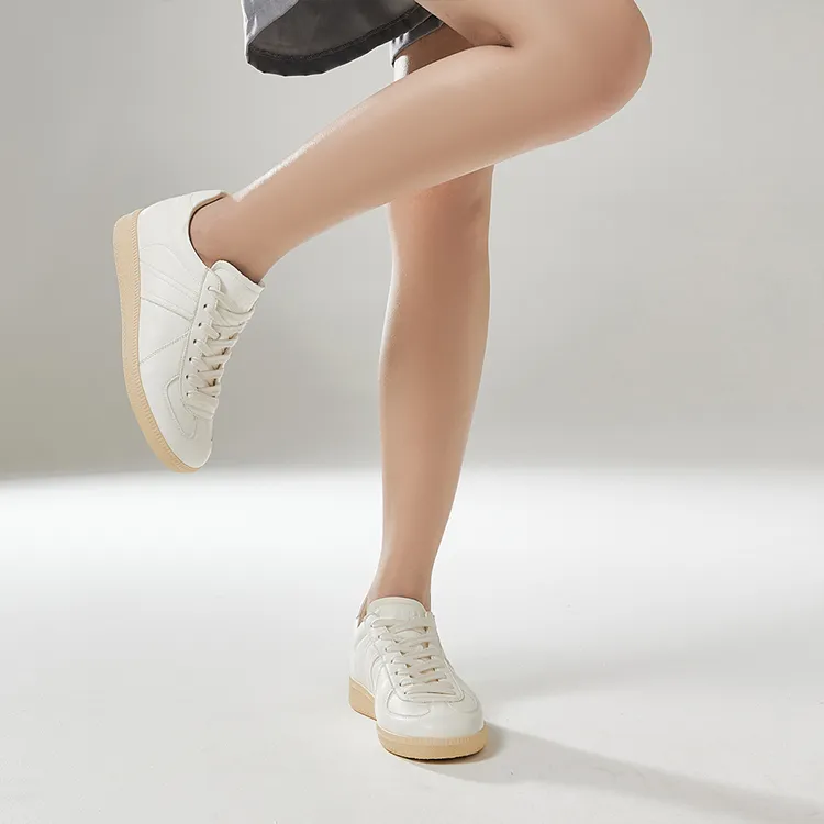 HR Low Top Skateboard Shoes Women's White-4