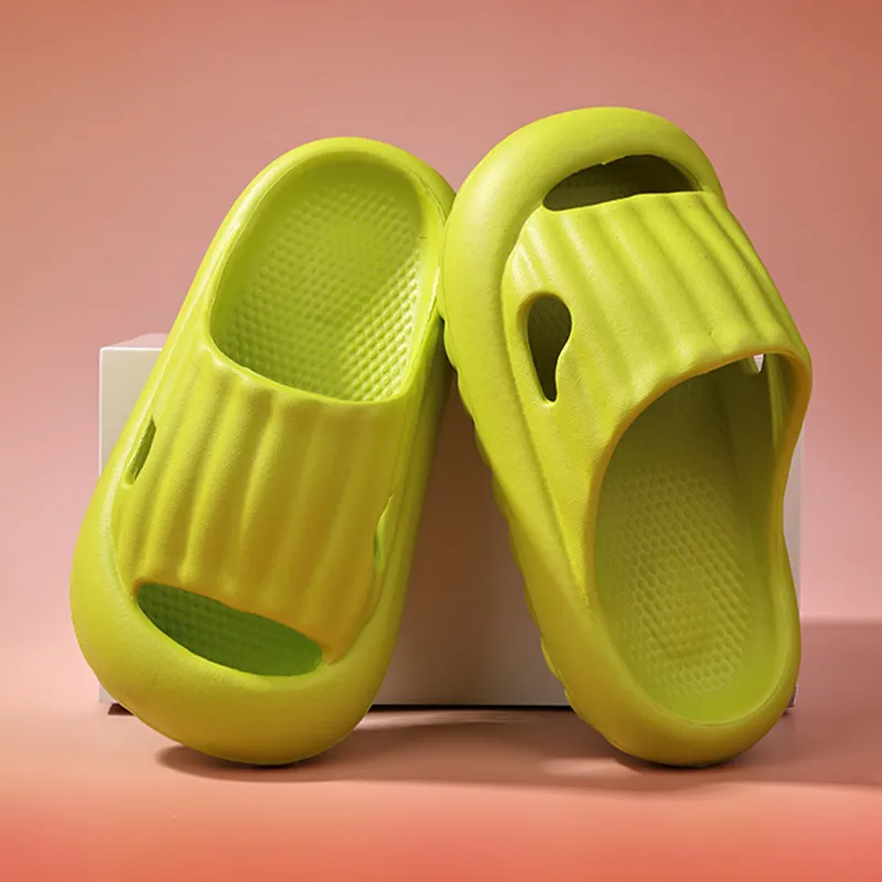 XMISTUO Kids' Slippers Summer Girls Slip Resistant Soft Sole Indoor Home Bathroom Waterproof Children's Slippers-3