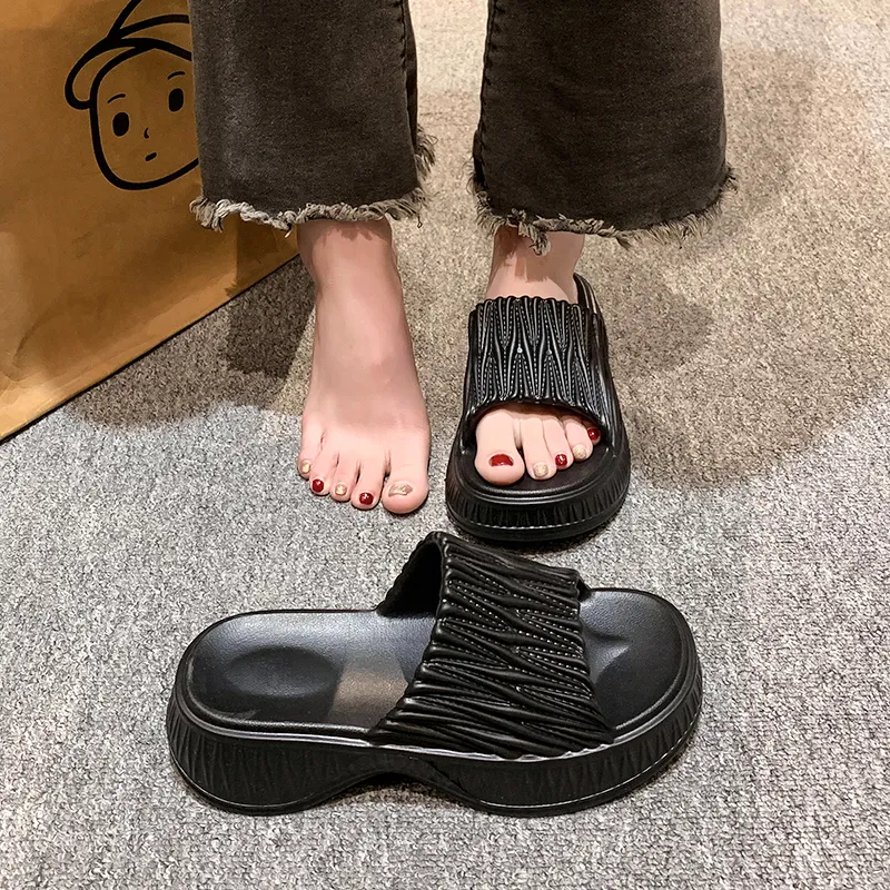 XMISTUO Fashion Versatile Squashy And Bouncy Feeling Slip Resistant Abrasion Resistant Slippers-4