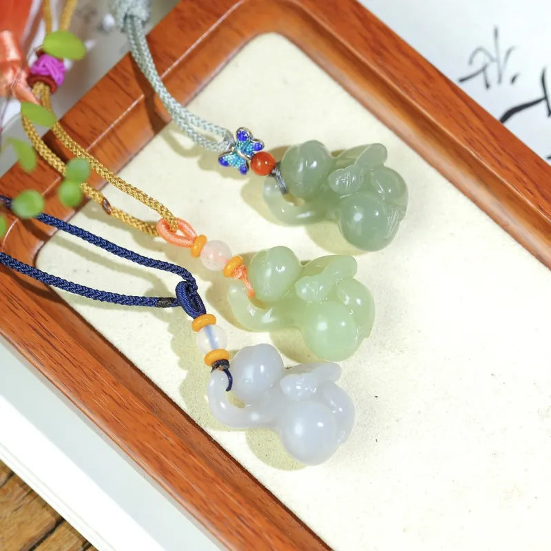 Jade Charm Yao Hetian Jade Necklaces White Jade/Pale Greenish White Jade Unisex-1