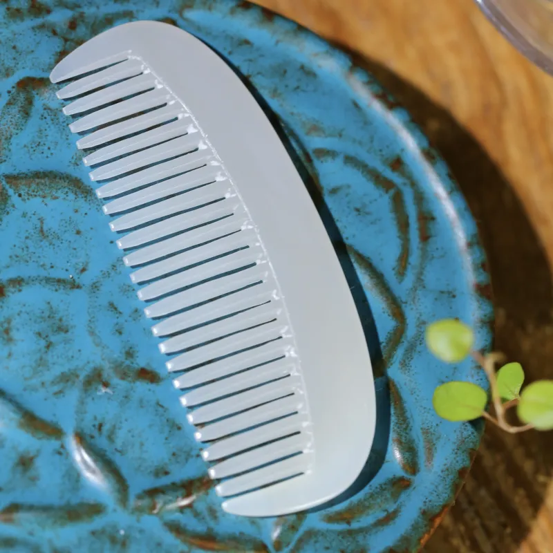 Jade Charm Yao Comb White Jade/Pale Greenish White Jade Unisex-5