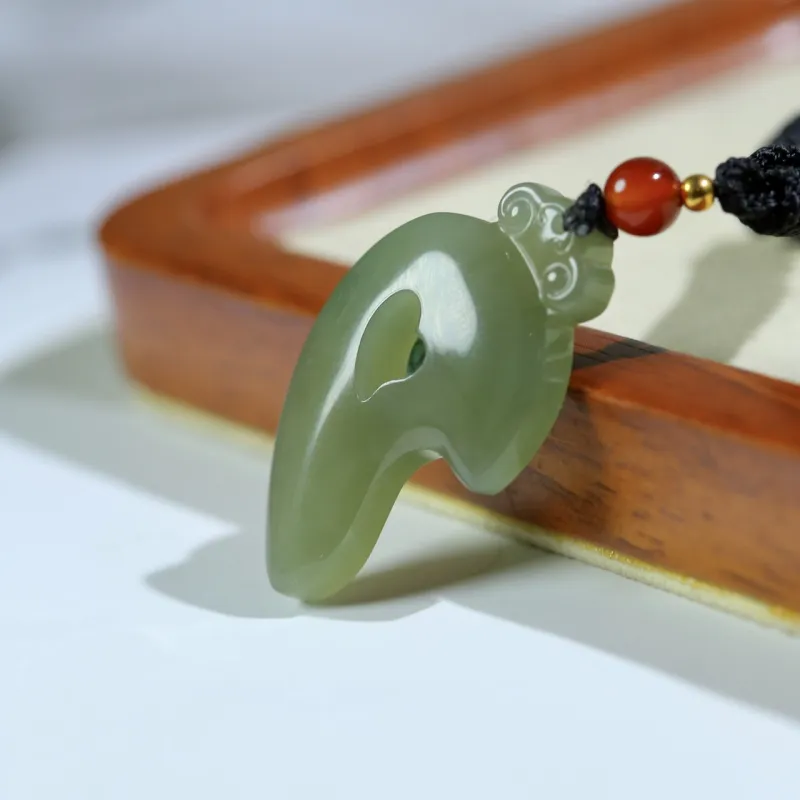 Jade Charm Yao Hetian Jade Necklaces White Jade/Pale Greenish White Jade Unisex-3