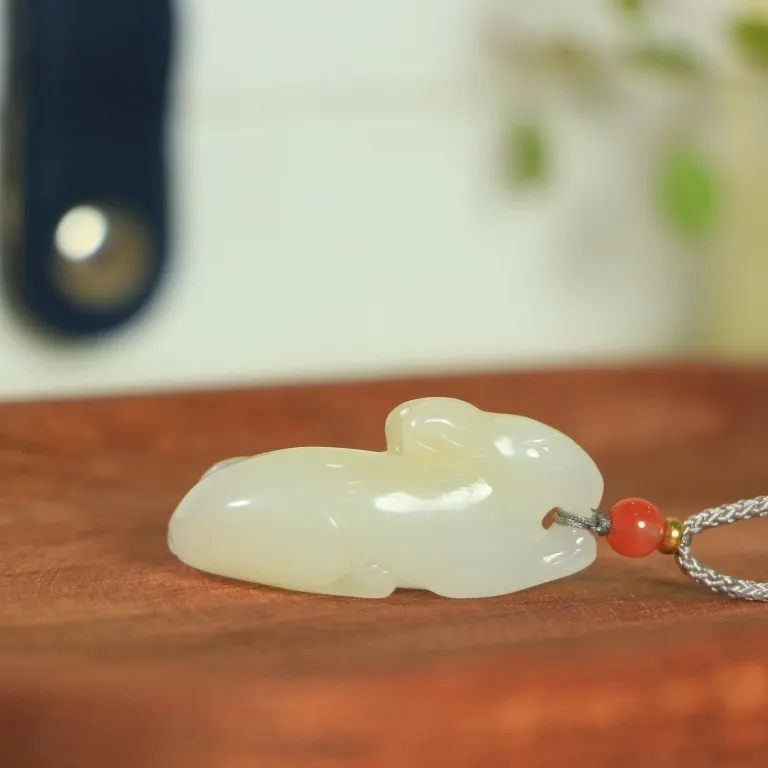 Jade Charm Yao Hetian Jade Necklaces White Jade/Pale Greenish White Jade Unisex-1