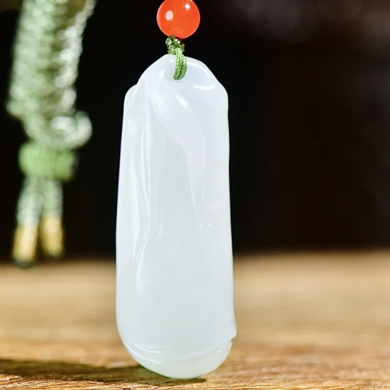 Jade Charm Yao Hetian Jade Necklaces White Jade/Pale Greenish White Jade Unisex-1