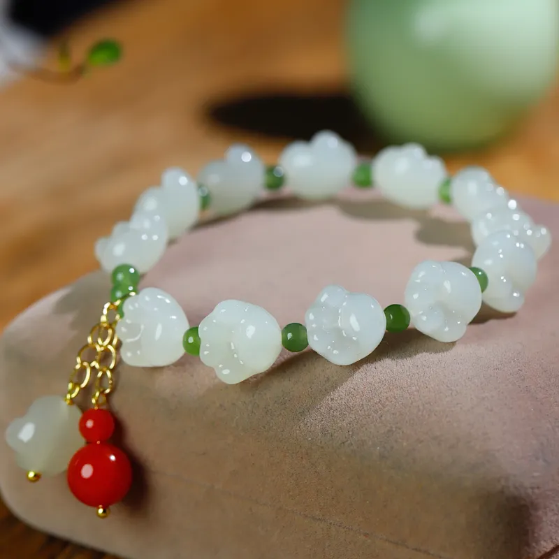 Jade Charm Yao Bracelets White Jade/Pale Greenish White Jade Unisex-1