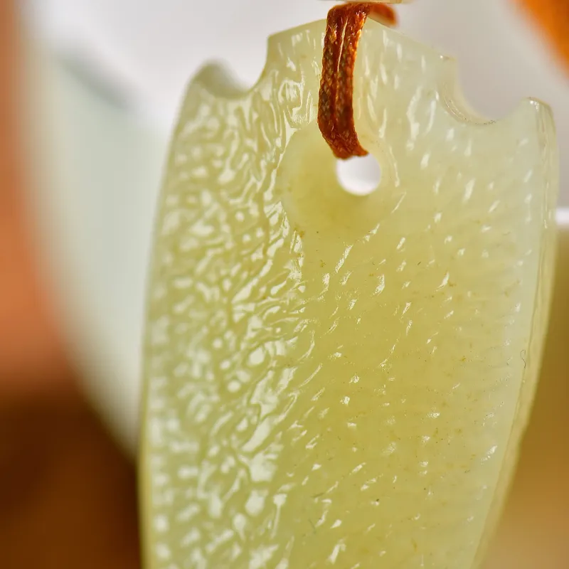 Jade Charm Yao Hetian Jade Necklaces Sugar Jade Unisex-2