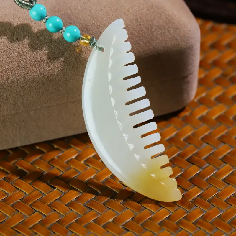 Jade Charm Yao Hetian Jade Comb White Jade/Pale Greenish White Jade Unisex-5