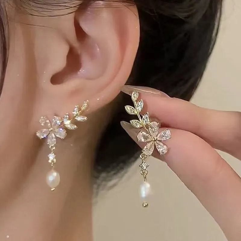 LIANGCAI Alloy Faux Pearl Stud Earrings Women's-1
