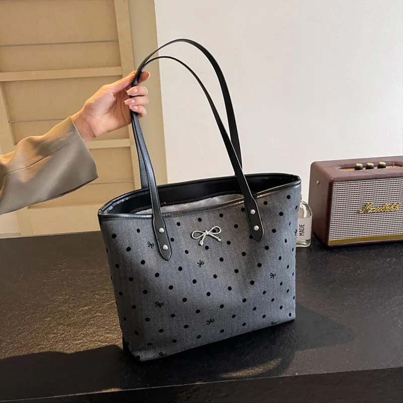 Juju Jimmy Artificial Leather Shoulder Bag Regular Women's Black Gray-5