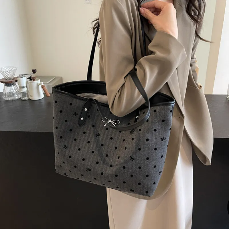 Juju Jimmy Artificial Leather Shoulder Bag Regular Women's Black Gray-2