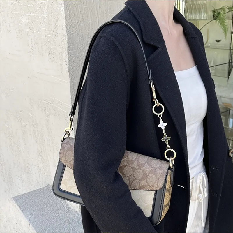 Juju Jimmy Metal Bag Strap Women's Black White-7