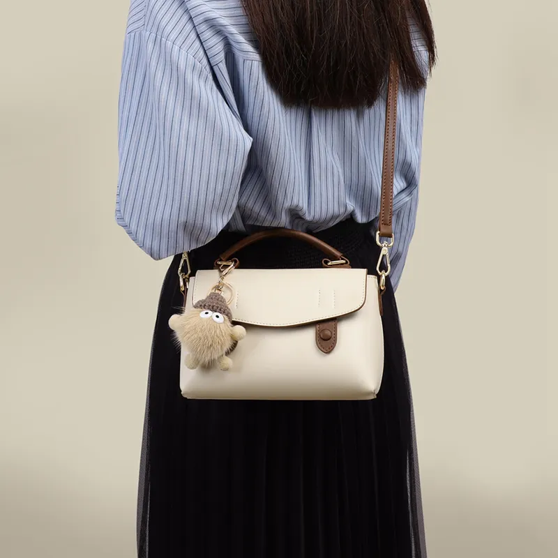 EBLAN Cow Leather Handbag Regular Women's Milkshake White-2