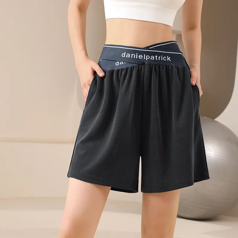 Lan Pattern Sports Shorts Women's-1