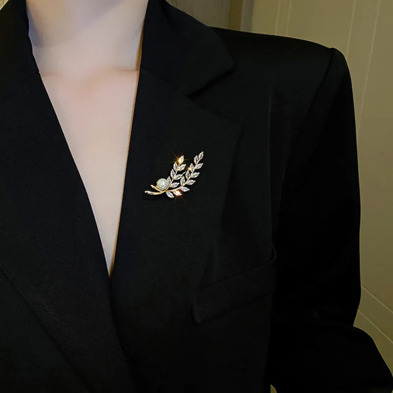 ERROR Brooches Women's-1