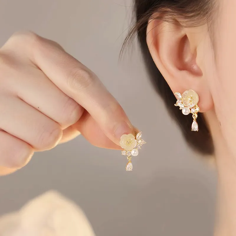 ETAHLOVE S925 Silver Stud Earrings Women's-1