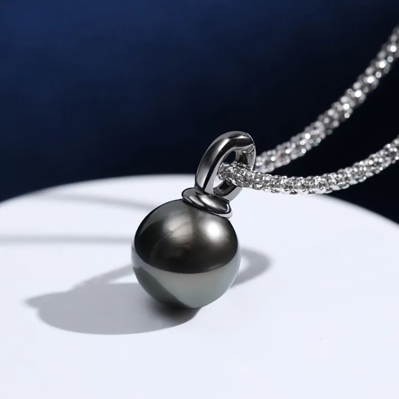 IL&CO. Pearl Pendants Women's-13