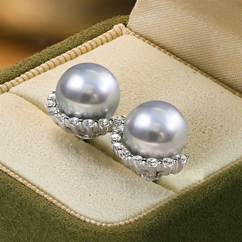 IL&CO. Pearl Stud Earrings Women's-3