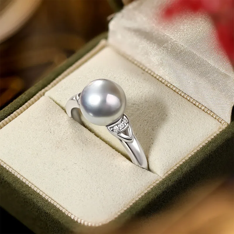 IL&CO. Pearl Rings Women's-1