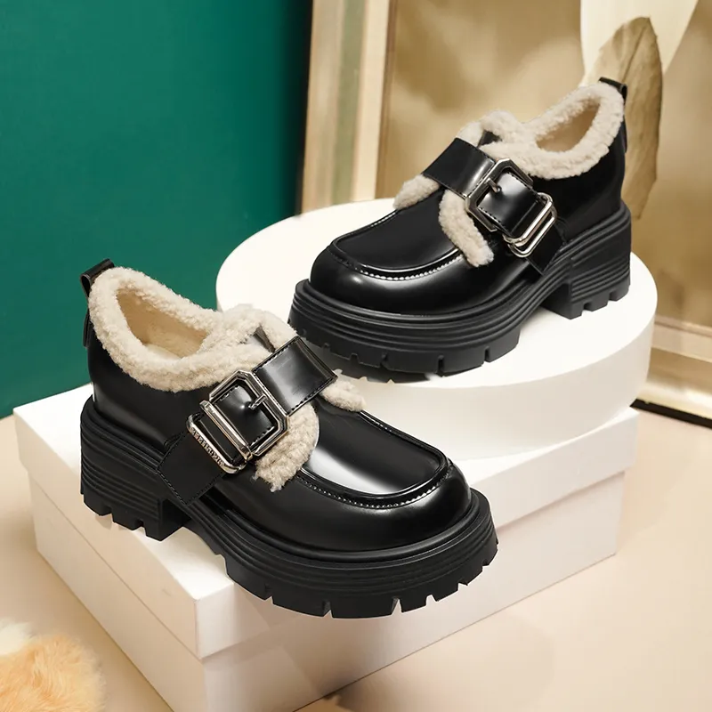 KATHRYN WILSON Loafers Women's Black/Brown-6