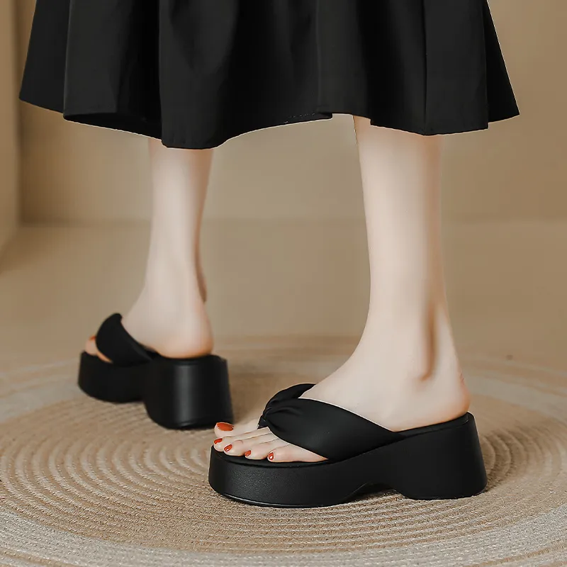 KATHRYN WILSON Rubber Sole Slip Resistant Flip Flops Women's-11