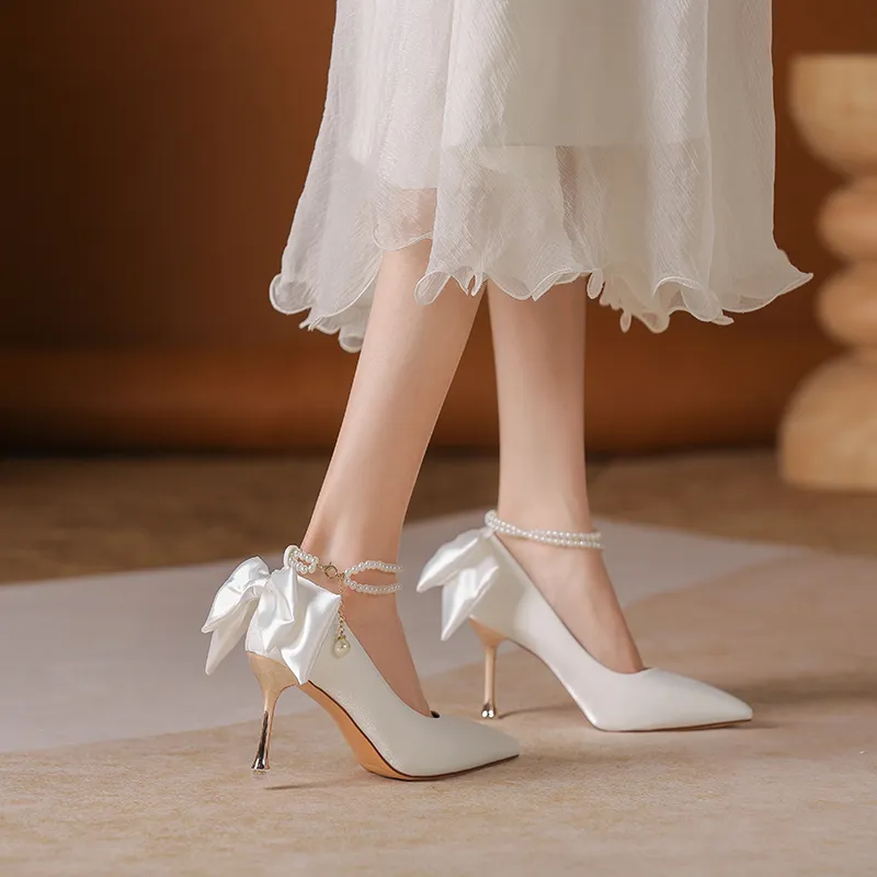 KATHRYN WILSON Distant Mountain Lotus Slim Heel High Heels 6.5cm Women's-2