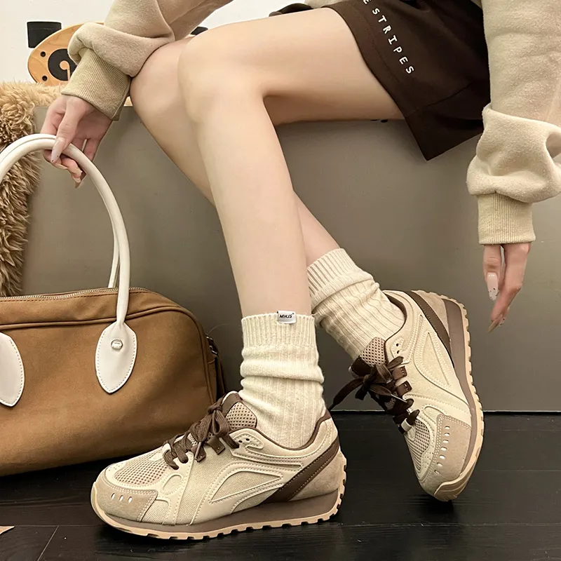 KATHRYN WILSON Wear Resistant Low Top Casual Shoes Women's Khaki-1