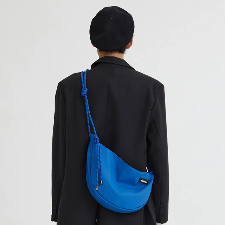 Handbag TOMMY HILFIGER Iconic Tommy Tote Mono Embr AW0AW10118 0GY