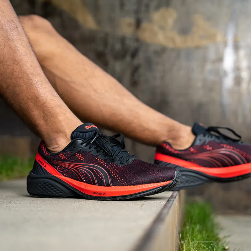 DO WIN Three Generations Of God Of War Low Top Marathon Running Shoes Unisex Black Red-4