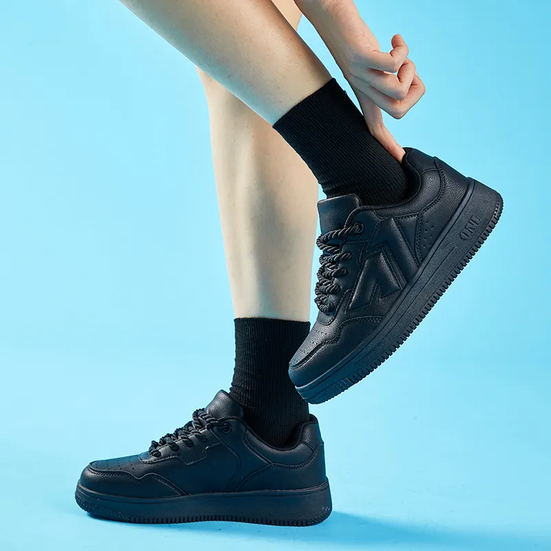 A1 Small White Shoes Coverage Wear-Resistant Lightweight Low-Top Skateboard Shoes Unisex-22