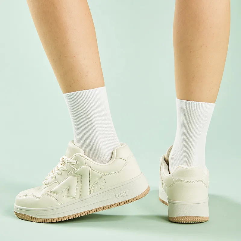 A1 Small White Shoes Coverage Wear-Resistant Lightweight Low-Top Skateboard Shoes Unisex-52