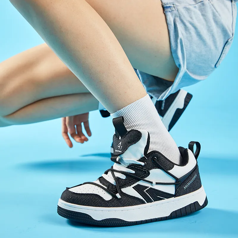 A1 Wear-Resistant Height Increasing Low-Top Puffy Skateboard Shoes Unisex-105