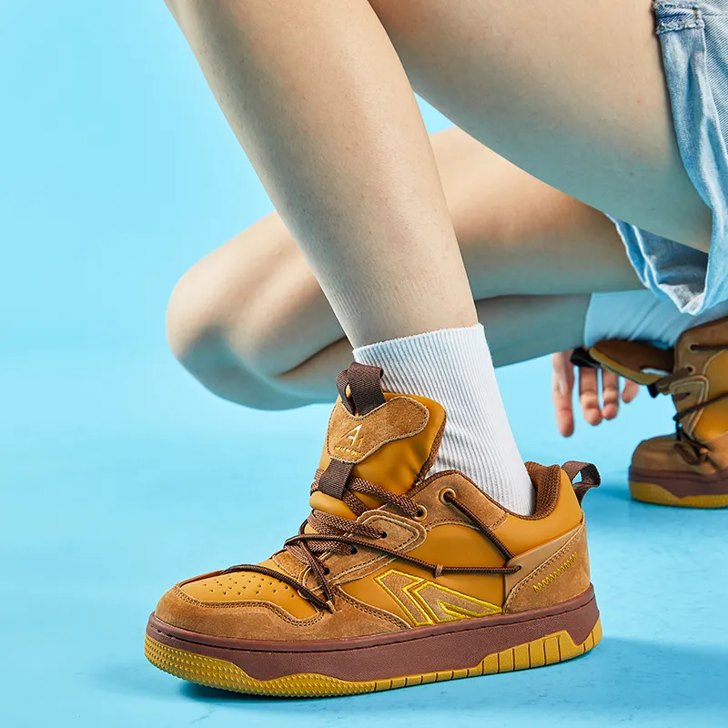 A1 Wear-Resistant Height Increasing Low-Top Puffy Skateboard Shoes Unisex-63