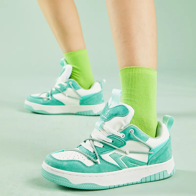 A1 Wear-Resistant Height Increasing Low-Top Puffy Skateboard Shoes Unisex-39