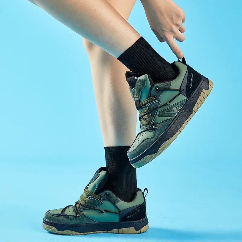 A1 Wear-Resistant Height Increasing Low-Top Puffy Skateboard Shoes Unisex-78