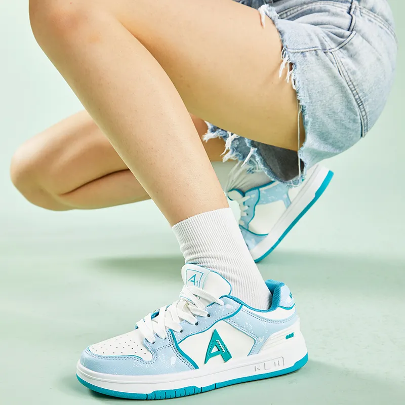 A1 Blue And White Porcelain Coverage Abrasion Resistant Height Increasing Low Top Skateboard Shoes Unisex-7