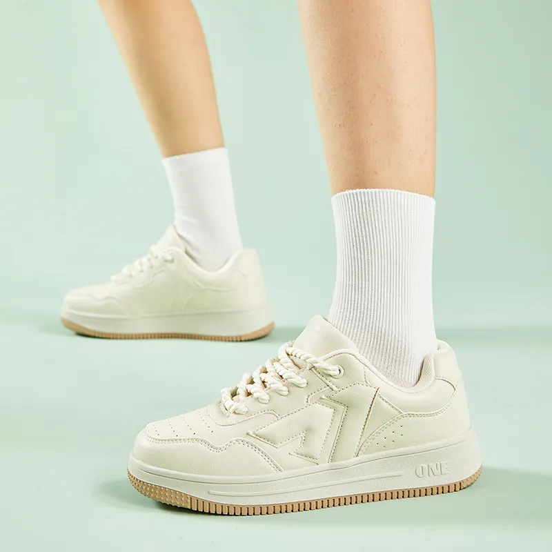 A1 Small White Shoes Coverage Wear-Resistant Lightweight Low-Top Skateboard Shoes Unisex-53
