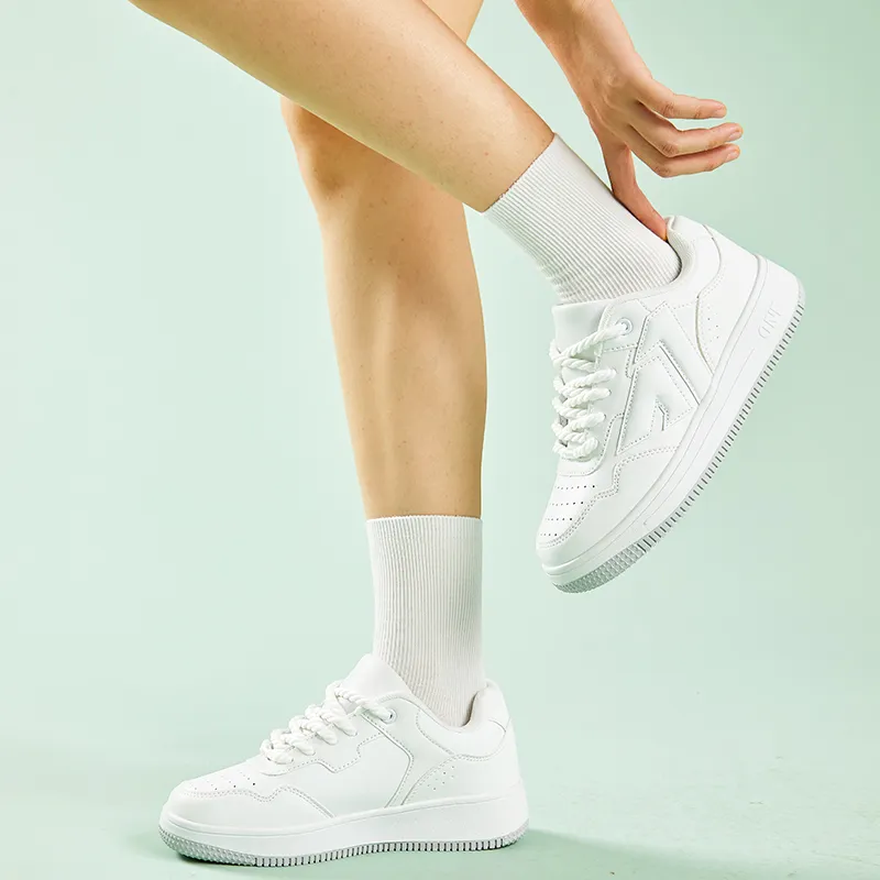 A1 Small White Shoes Coverage Wear-Resistant Lightweight Low-Top Skateboard Shoes Unisex-8