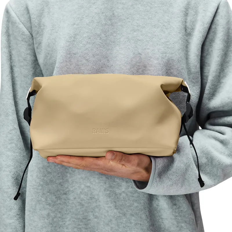 Rains Polyester Handbag Casual Bag Toiletry Bag Medium Size Unisex-22