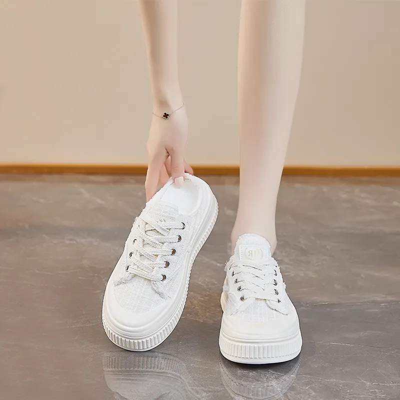 BAKE Abrasion Resistant Quiet Closed Toe Slippers Women's-7