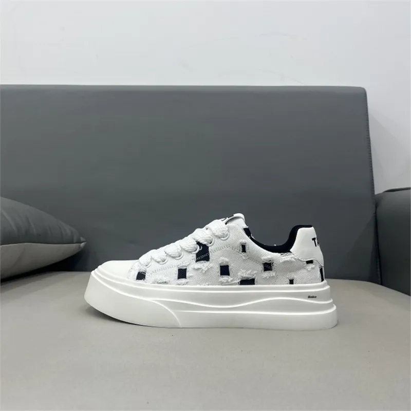 BAKE Anti Slip Wear Resistant Low Top Skateboard Shoes Men's-9